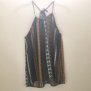 Honey Punch floral top